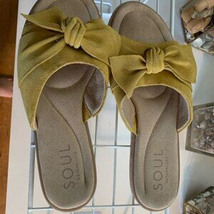 SOUL Naturalizer Women's Wildflower Slide Sandal